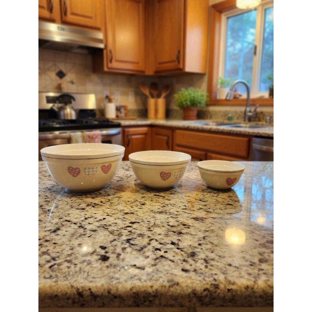 Vintage 1986 Treasure Craft "Heart To Heart" Nesting Bowls - Set of 3 Mixing...